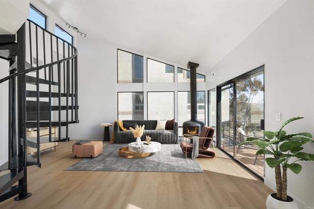 Detail Gallery Image 8 of 28 For 11439 Cascada Way, San Diego,  CA 92124 - 2 Beds | 3 Baths