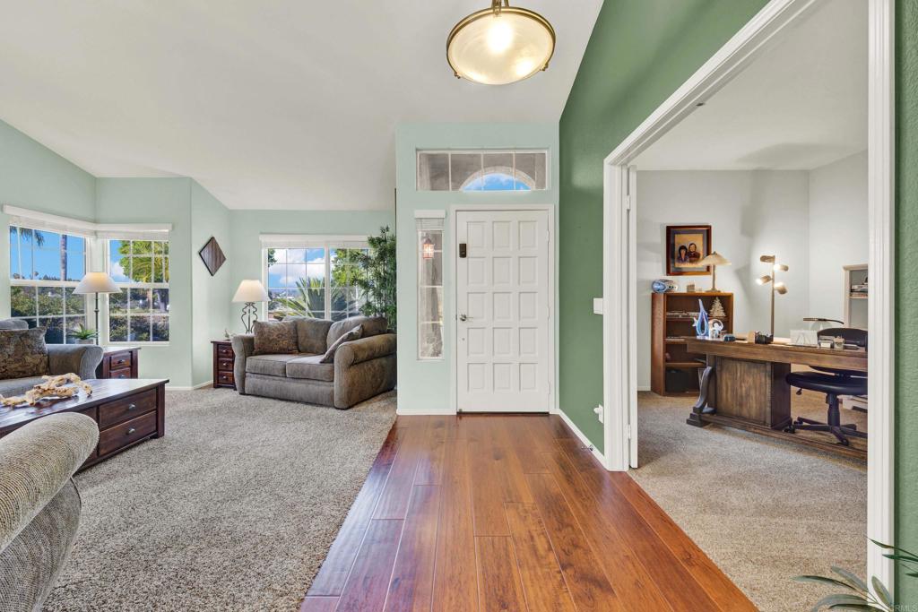4976 Skyhawk Way - photo 9