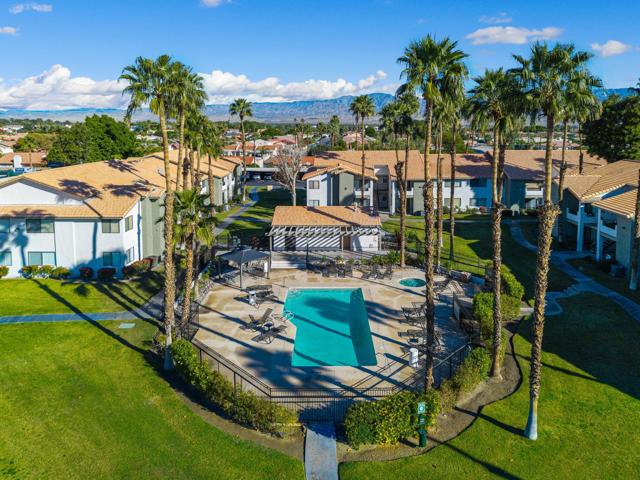 Image 2 of 20 For 78650 Avenue 42  614