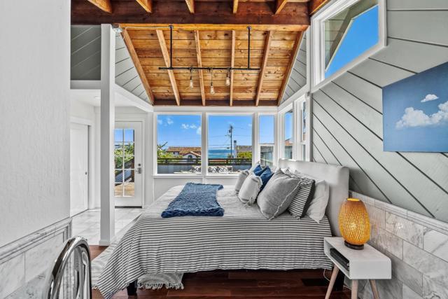 22956 E Cliff Drive, Santa Cruz CA: https://media.crmls.org/mediaz/27222b7b-9226-4c1c-b51f-423ddaafad0e.jpg