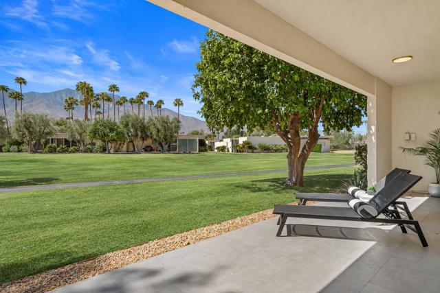 80 Lakeview Drive, Palm Springs, CA 92264