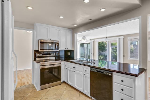 16407 Gabarda Road, San Diego CA: https://media.crmls.org/mediaz/2726f51b-3726-41ed-95c9-9f775ce93499.jpg
