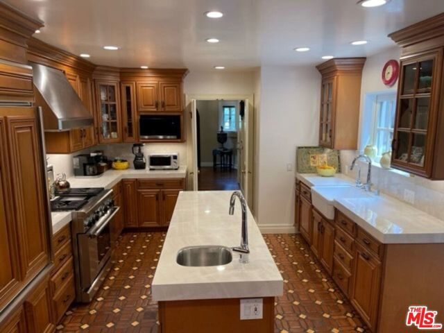 2653 PATRICIA Avenue, Los Angeles CA: https://media.crmls.org/mediaz/27271a0f-8584-471f-adc1-79fa7c8402bd.jpg