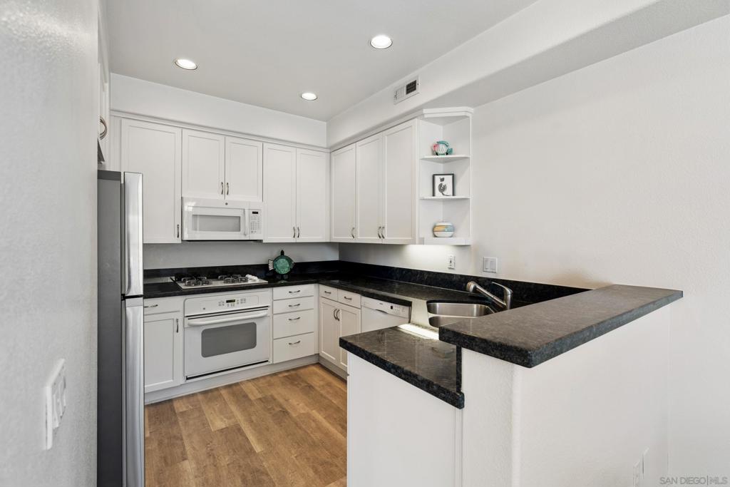 3696 Ruette De Ville - photo 9