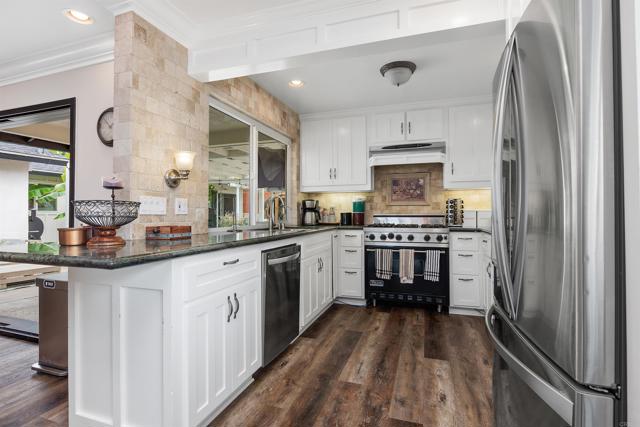 3984 Scott Dr., Carlsbad CA: https://media.crmls.org/mediaz/2728191c-0179-4edf-8761-f2dc3cd560c9.jpg