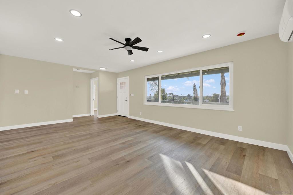 MLS #250043424SD image #5