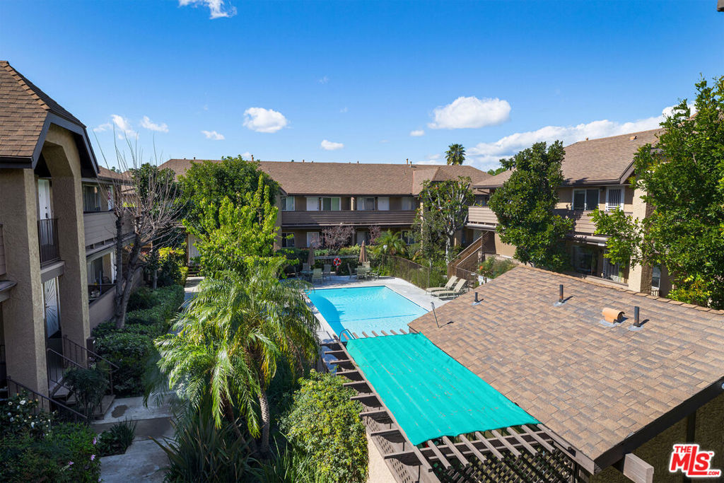 14821 Sherman Way #12