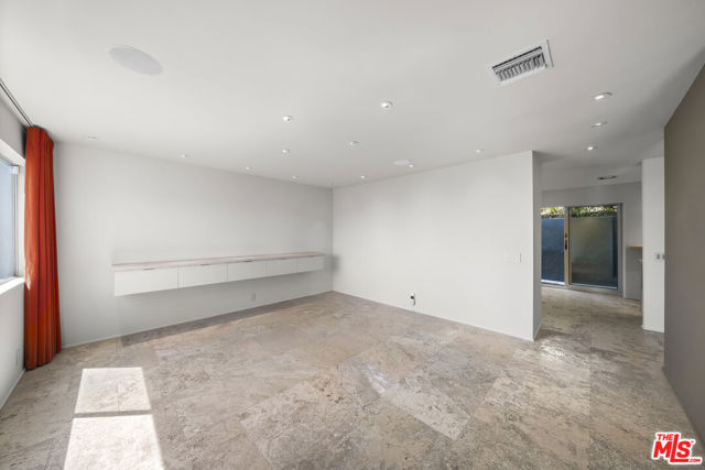 3625 Lowry Road, Los Angeles CA: https://media.crmls.org/mediaz/2728f781-14db-46f5-9781-ef8aa1111b8e.jpg