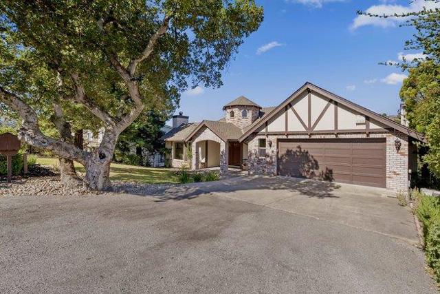 210 Montalvo Road, Redwood City CA: https://media.crmls.org/mediaz/272929fa-a74c-4dac-beb1-f5a07b577ea2.jpg