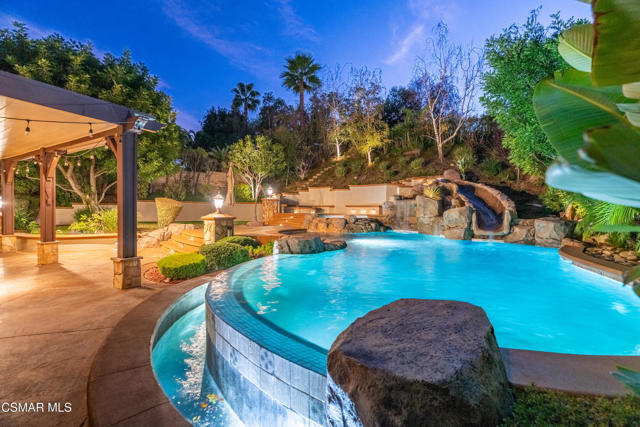 551 Rustic Hills Drive, Simi Valley CA: https://media.crmls.org/mediaz/27295172-a5ec-4513-810a-8d1bb20ffe9e.jpg