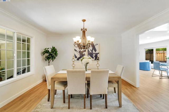 4666 Shearwater Rd, Pleasanton CA: https://media.crmls.org/mediaz/27296622-4b9f-4ae1-b712-7b1373c9f981.jpg