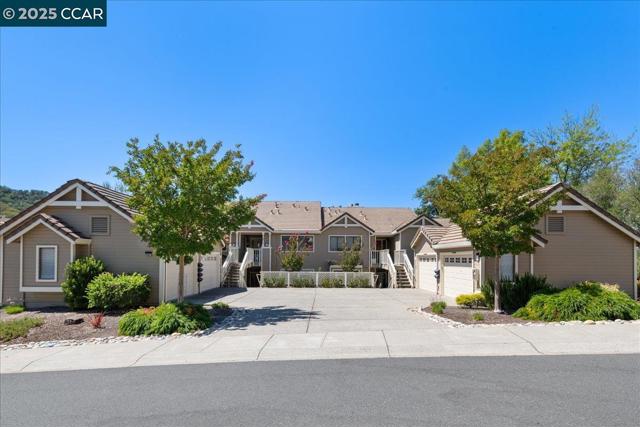 5501 Terra Granada Dr, Walnut Creek CA: https://media.crmls.org/mediaz/2729a7e6-f3f6-46d2-a031-364429668dcf.jpg