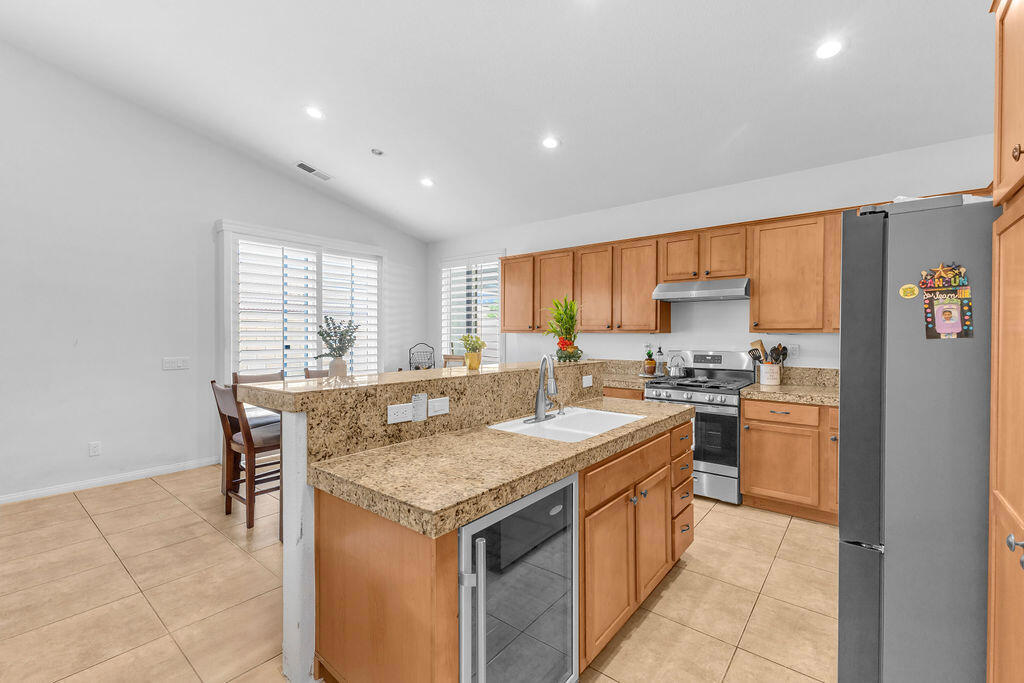 MLS #219135608DA image #22