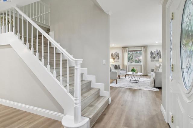484 El Pintado Rd, Danville CA: https://media.crmls.org/mediaz/272a2c97-3a6a-4185-9cd6-61fd3be3c71d.jpg