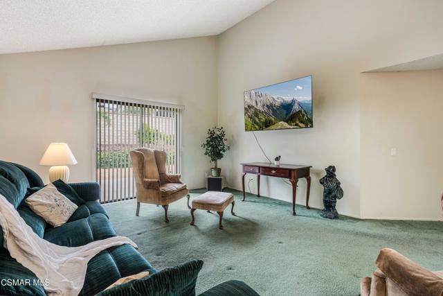 2025 Penngrove Street, Simi Valley CA: https://media.crmls.org/mediaz/272a673c-05e9-4c57-ba09-386ddd9c9985.jpg