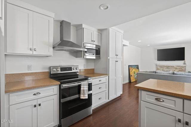 Detail Gallery Image 10 of 29 For 3886 Northland St, Newbury Park,  CA 91320 - 3 Beds | 2/1 Baths