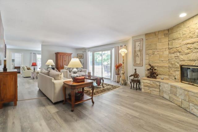 9704 Indian Creek Way, Escondido CA: https://media.crmls.org/mediaz/272ba9e5-2e72-4205-924f-39f5217153f4.jpg