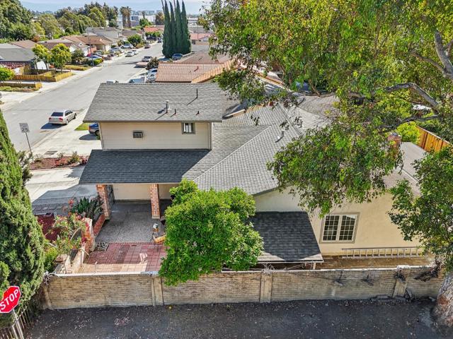 1720 Pine Hollow Circle, San Jose CA: https://media.crmls.org/mediaz/272cc791-6682-46d0-b8b5-f260ad470128.jpg