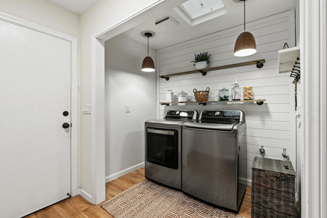 3773 English Drive, Hemet CA: https://media.crmls.org/mediaz/272cfd24-16cc-4875-aadf-cec15c0c6a66.jpg
