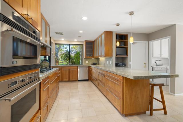 26 Stanford Drive, Rancho Mirage CA: https://media.crmls.org/mediaz/272d1edd-0be0-4cf8-b8f7-6499a36dfec0.jpg