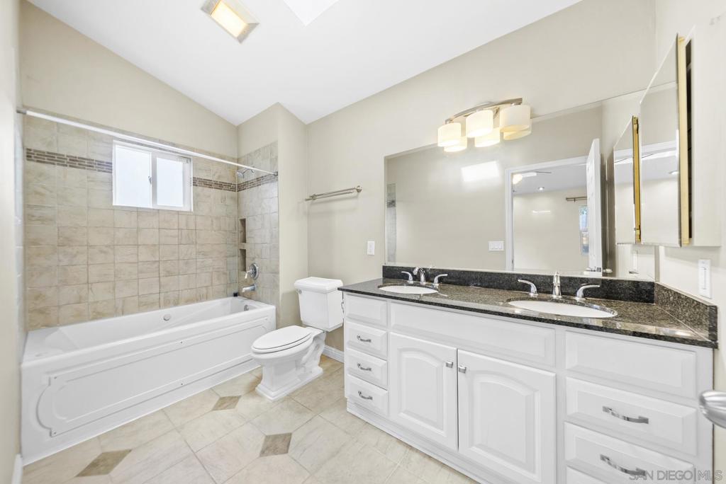 MLS #250041479SD image #11