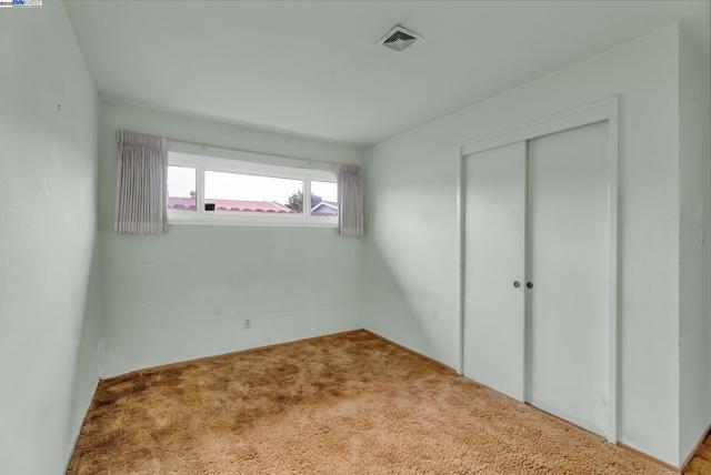 28458 Etta Ave, Hayward CA: https://media.crmls.org/mediaz/272e2d67-6c11-4279-8a36-b6c5042a49ea.jpg