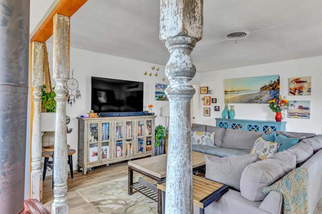 Detail Gallery Image 16 of 53 For 605 Normandy Rd, Encinitas,  CA 92024 - 3 Beds | 2 Baths
