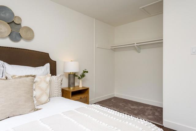 618 Foothill Drive, Pacifica CA: https://media.crmls.org/mediaz/272f3b99-478f-46a3-b035-009182d738cf.jpg