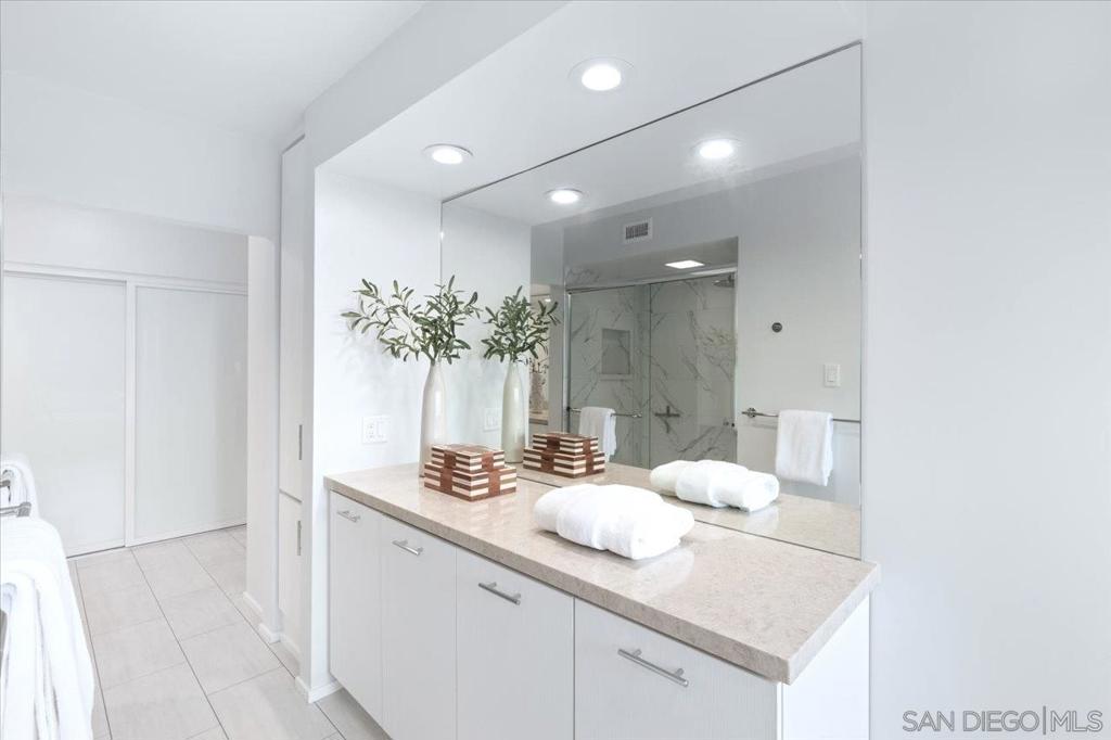 MLS #250036883SD image #30