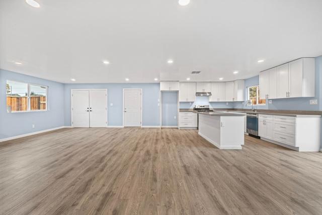 95 Farrell Avenue, Gilroy CA: https://media.crmls.org/mediaz/272fc91a-593a-4697-bfc0-ec0e41490e4c.jpg