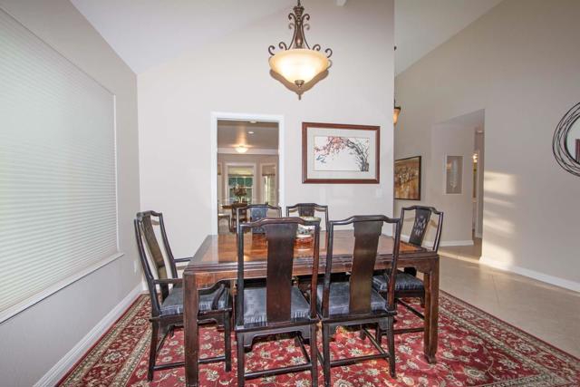 17489 Carnton Way, San Diego CA: https://media.crmls.org/mediaz/27303ca9-5cfd-4ead-9846-30a5417b59b8.jpg