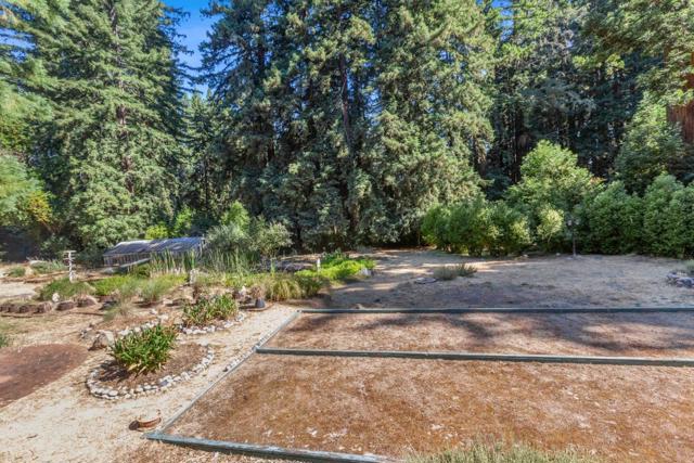 22370 Old Santa Cruz Highway, Los Gatos CA: https://media.crmls.org/mediaz/2730b8d9-5141-40ac-b8cd-8e3109abacc1.jpg