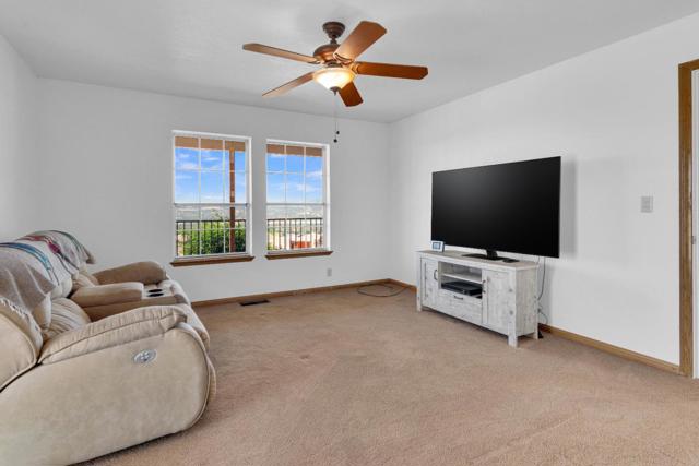 70500 Bradley Lockwood Road, Lockwood CA: https://media.crmls.org/mediaz/2730fa31-3d6d-40b9-945a-f12747ab8057.jpg