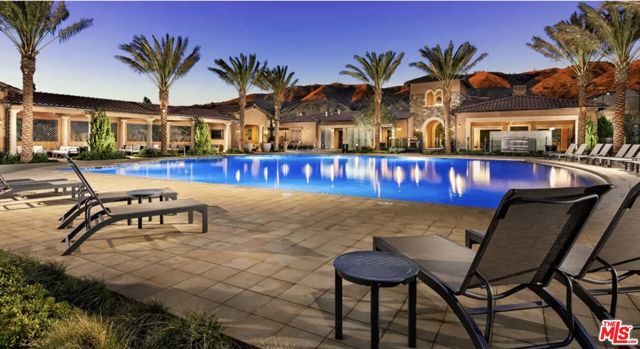20659 W Beech Circle, Porter Ranch CA: https://media.crmls.org/mediaz/2731c74a-b9ec-462b-9921-5f53ad0898ab.jpg