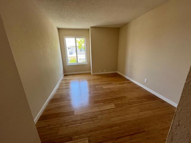 1037 Evans Court, Hayward CA: https://media.crmls.org/mediaz/2733b0f2-08c0-4c3d-8ea7-be7b99b9535b.jpg