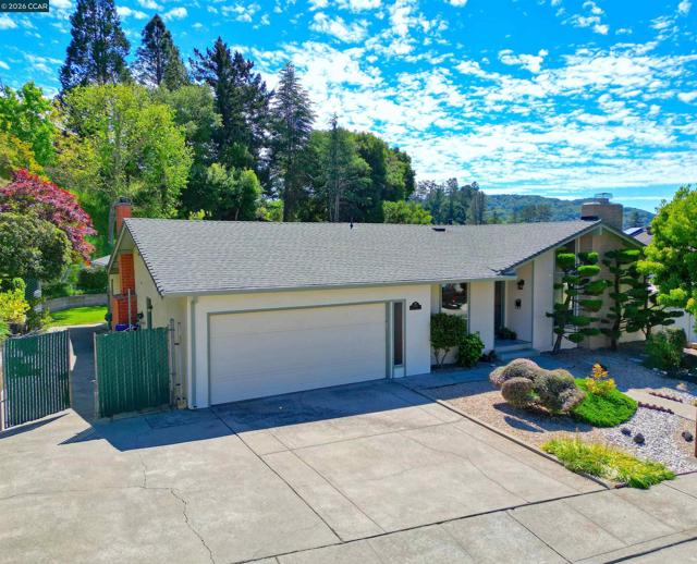 Image 1 of 60 For 2810 Wright Ave