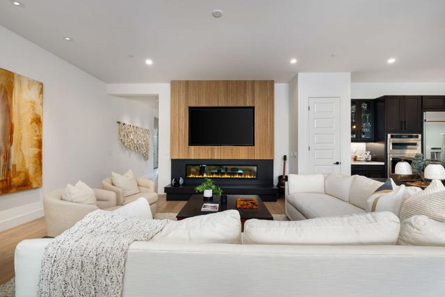 82460 W Mccarroll Drive, Indio CA: https://media.crmls.org/mediaz/27371a26-127b-42e9-86bb-ce38051a888a.jpg