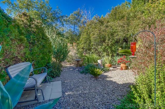 18218 Paradise Mountain Road, Valley Center CA: https://media.crmls.org/mediaz/27373116-2d8e-4b85-8c32-4e5ea8c6b95d.jpg