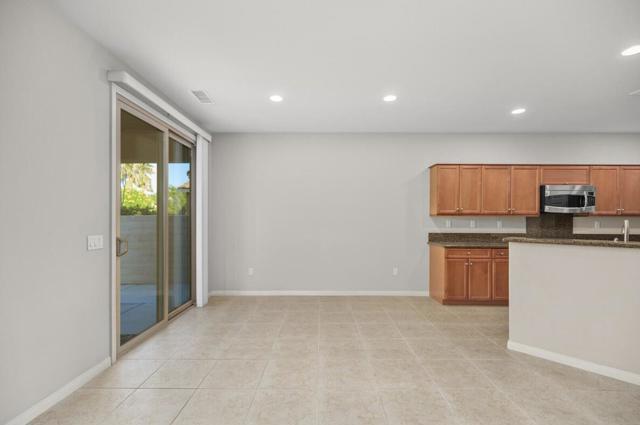 81692 Avenida De Baile, Indio CA: https://media.crmls.org/mediaz/27376259-aa43-4dd4-b9cd-13c5998b6f3b.jpg