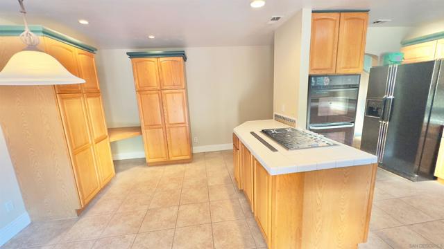 4886 Sevilla Way, Carlsbad, California 92008, 3 Bedrooms Bedrooms, ,2 BathroomsBathrooms,Single Family Residence,For Sale,Sevilla Way,240021962SD