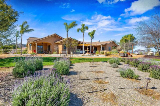 15636 Sage Hill Drive, Ramona CA: https://media.crmls.org/mediaz/27378c23-d502-428e-b812-817df23cddce.jpg