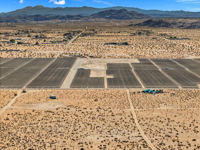 0 Sun Mesa Road, Joshua Tree CA: https://media.crmls.org/mediaz/2737fc9a-d18d-4b5f-91b7-e8c662ad7e17.jpg
