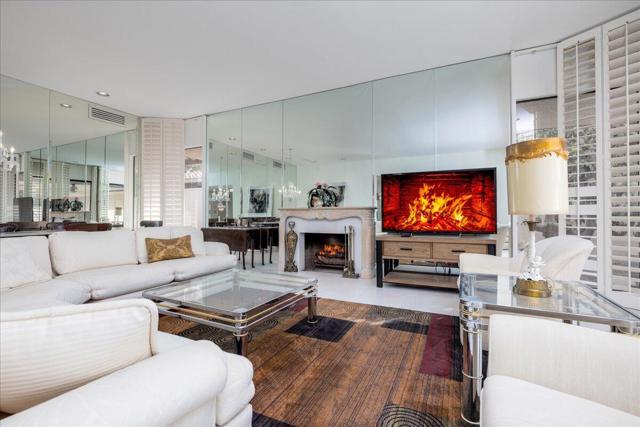 19 Colgate Drive, Rancho Mirage CA: https://media.crmls.org/mediaz/273829b8-e6fe-45ff-820a-589402928487.jpg