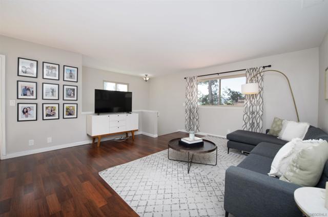 6581 Camino Capistrano, Carlsbad CA: https://media.crmls.org/mediaz/273898eb-b04a-49a4-ad1a-d02afe9a9870.jpg