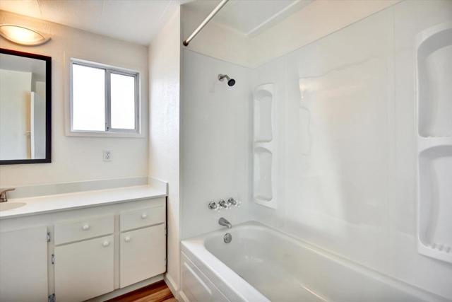 17 Pepperwood Way, Soquel CA: https://media.crmls.org/mediaz/27389b84-8d7e-4291-87af-c029fbfbff40.jpg