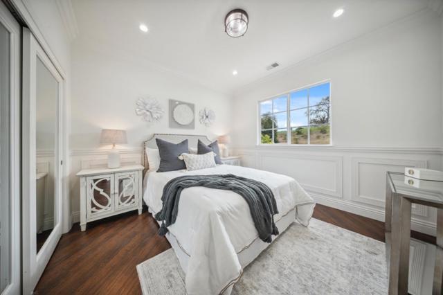Image 29 of 57 For 2325 Olea Court