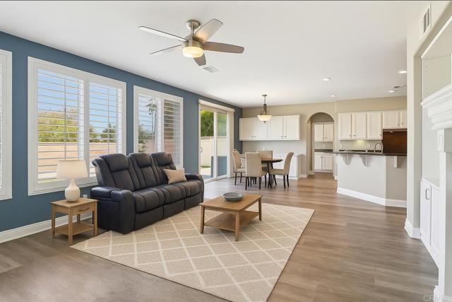31332 Bluebeech Court, Temecula CA: https://media.crmls.org/mediaz/2739b8d6-ba75-48ca-b4b4-4fb7b2212c35.jpg