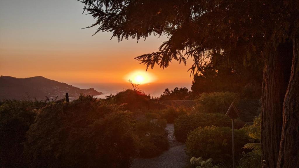 https://media.crmls.org/mediaz/2739ba73-aee8-4335-8230-48b2c867ec9b.jpg?preset=X-Large