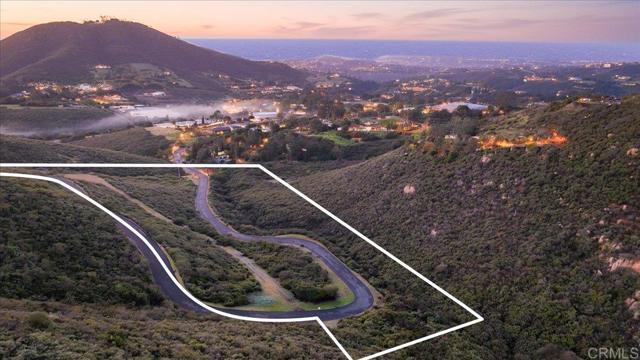 Detail Gallery Image 24 of 30 For 20545 Aguilera Ln, Escondido,  CA 92029 - – Beds | – Baths