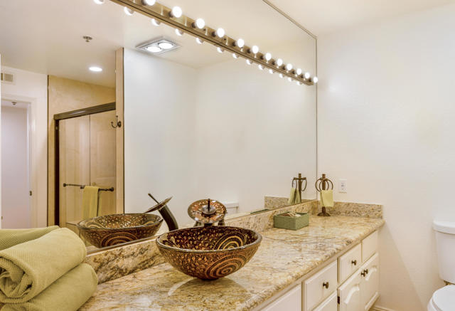 500 E Amado Road, Palm Springs CA: https://media.crmls.org/mediaz/273b4032-70ce-42b5-9cc0-d3a58951e6bd.jpg